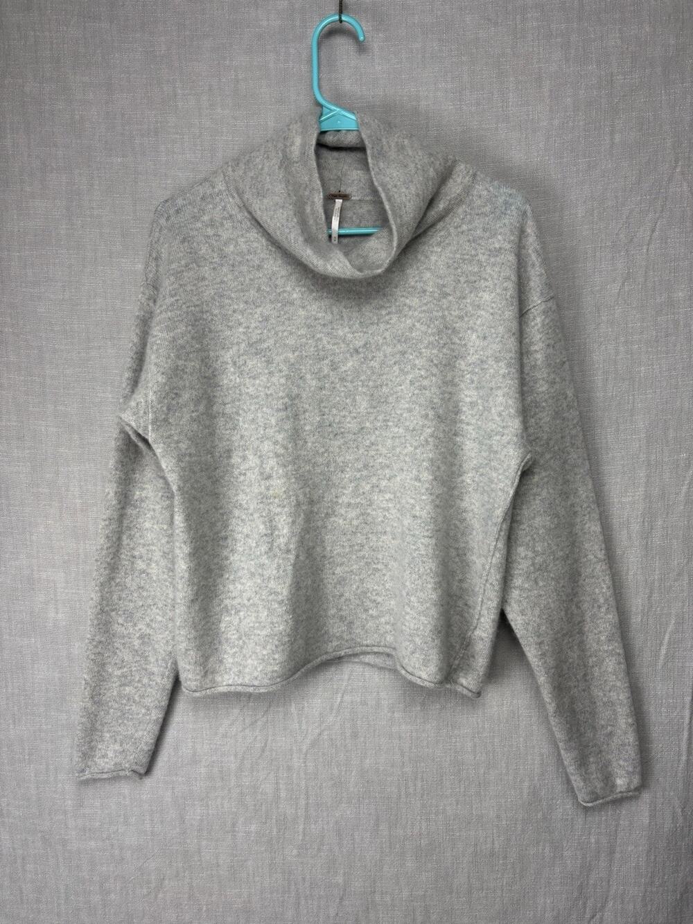 Free People 100% Cashmere Mock Neck Cropped Gray Sweater Relaxed Fit M